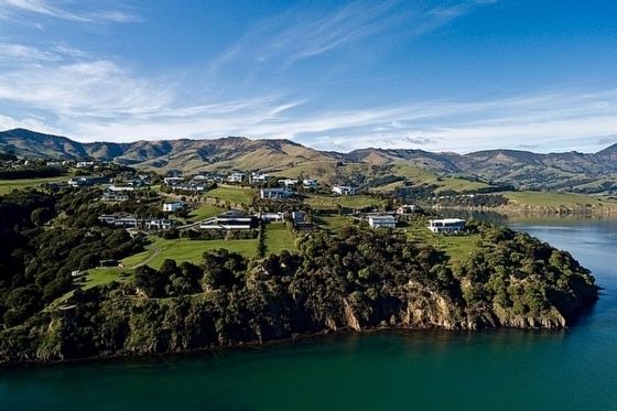 Robinsons Bay House | Hector's Tiny House - Akaroa Holiday Home