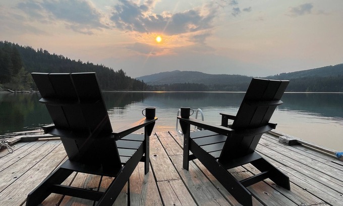 Kamloops House | Heffley Lake House - Closed for the winter season - DM for the 2026 dates!