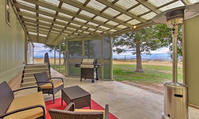 Helena Valley Northwest House | Helena Home with Covered Patio and Views