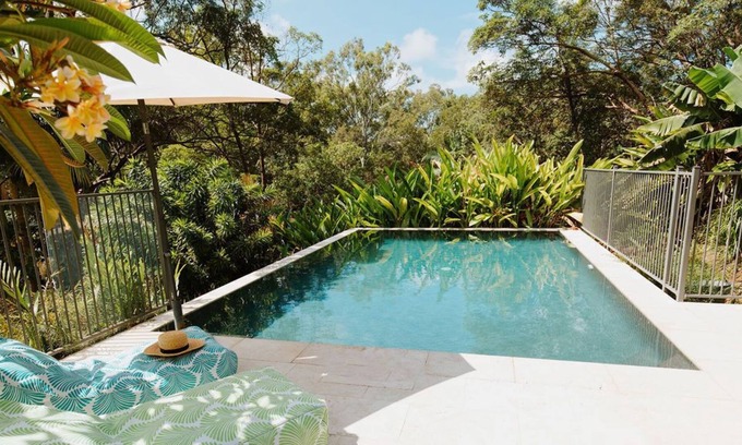 Yandina Creek House | Heliconia House - Private Acreage 7 Mins to the Beach