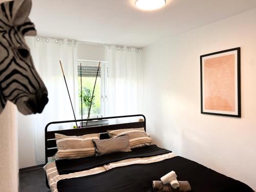 Hofherrnweiler Apartment | Helle 2 Zimmer Wohnung mit Balkon gemütlich & zentral