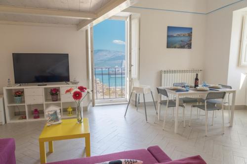 Gaeta Apartment | Hello Gaeta Apartment