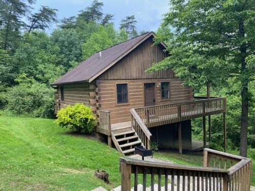 Logan House | Hemlock - by The Chalets