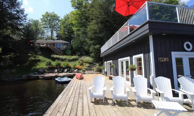 Muskoka Lakes Cottage | Hemlock Hideaway-Four Seasons on Lake Muskoka