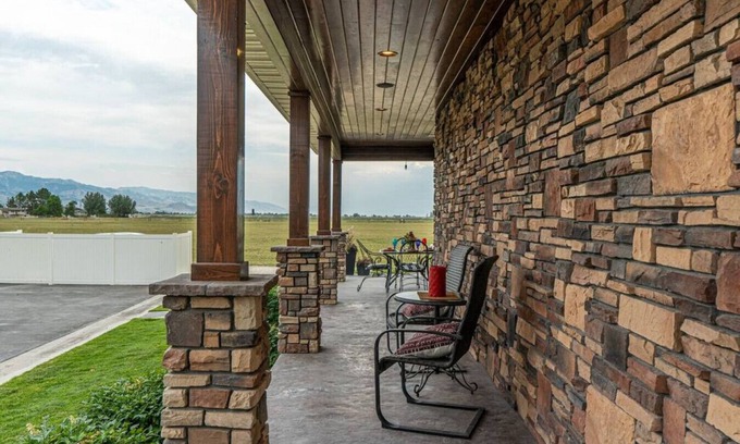Preston Other | Hemsley Ranch Guesthouse