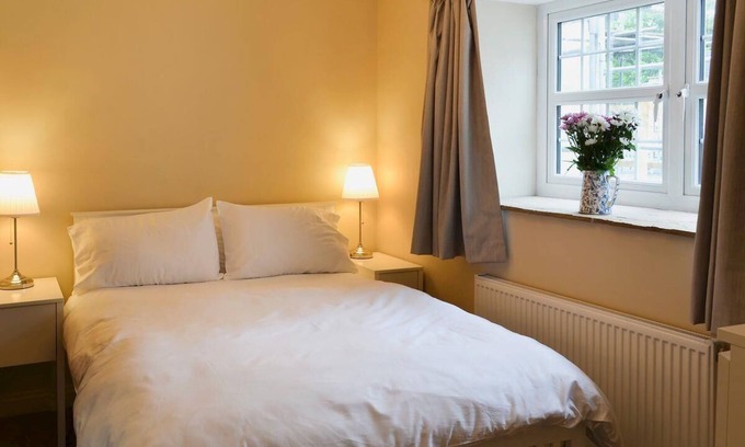 Durham Cottage | Hen House Cottage - White House Cottages
