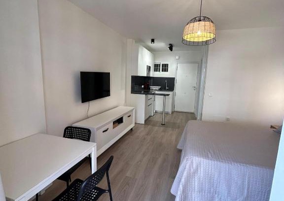 Benalmadena Costa Apartment | Hercules Pool & Beach