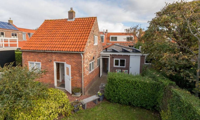 Domburg House | Herenstraat 9