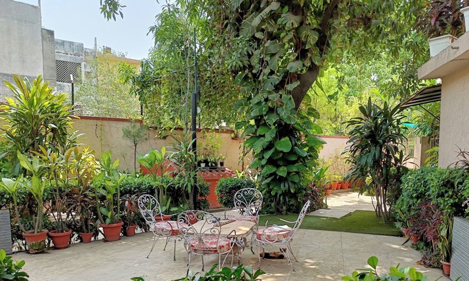 Delhi Bed & Breakfast | Heritage Stay, Suite 2- Connaught Place
