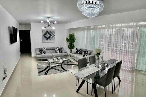Santiago de los Caballeros Apartment | Hermoso conjunto residencial con piscina