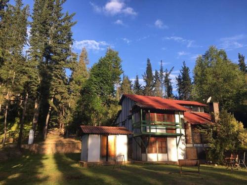 Ubate House | Hermosa cabaña 4hab en bosque! Wifi, lote 7000m2