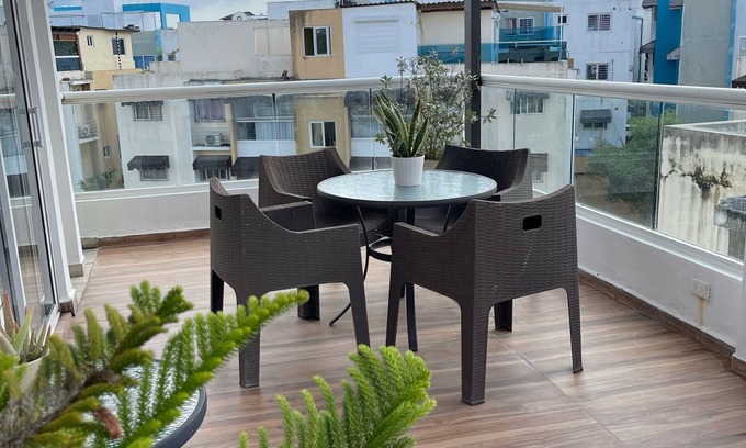 Guaricano Apartment | Hermosa suite con entrada independiente y piscina