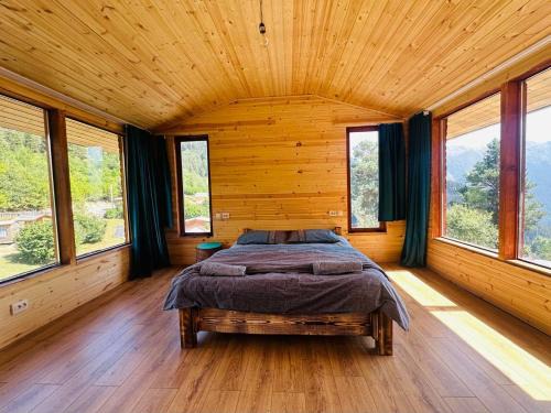 Bagvdanari House | Heshkili huts and cabins Svaneti