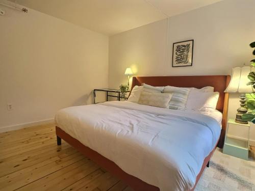 Killington Apartment | Hibernal33 - Private Room on Access Road
