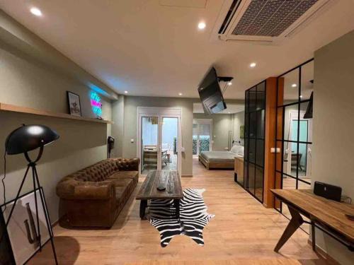 Kallithea Apartment | Hidden Garden of Kallithea