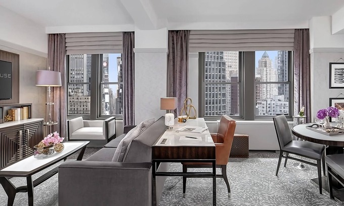 Central Park South Hotel | Hidden Gem In The Heart Of NYC! 4 Awesome Units, Minutes From Central Park