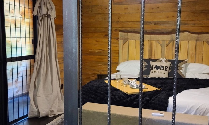 Grand Saline Cabin | Hidden in East Texas Piney Woods - Rustic Western Jail Cabin - Canton 1st Monday