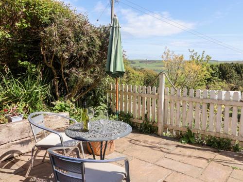 Bridport House | High Bullen Cottage