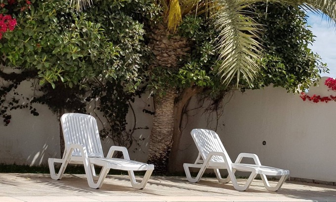 Sidi Salem Villa | High-end pool villa not overlooked