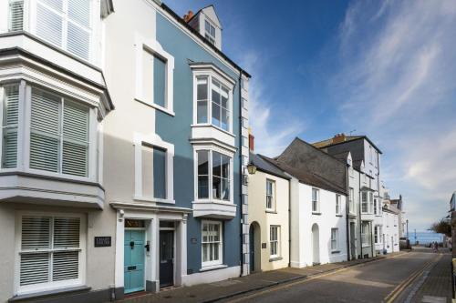 Tenby House | High House Sleeping 6