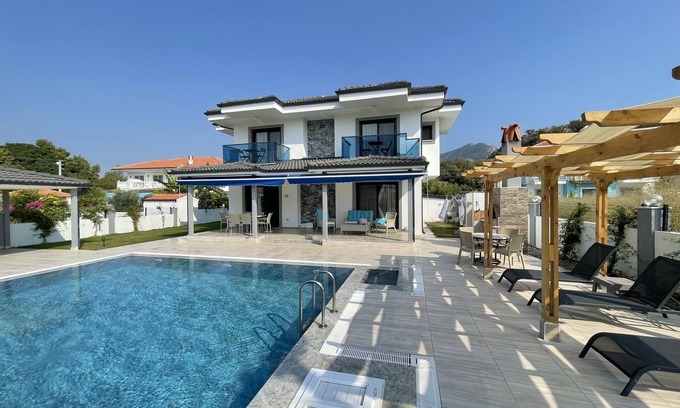 Dalyan City Center Villa | High Quality Private New Villa 4 Bedrooms in Centre of Dalyan