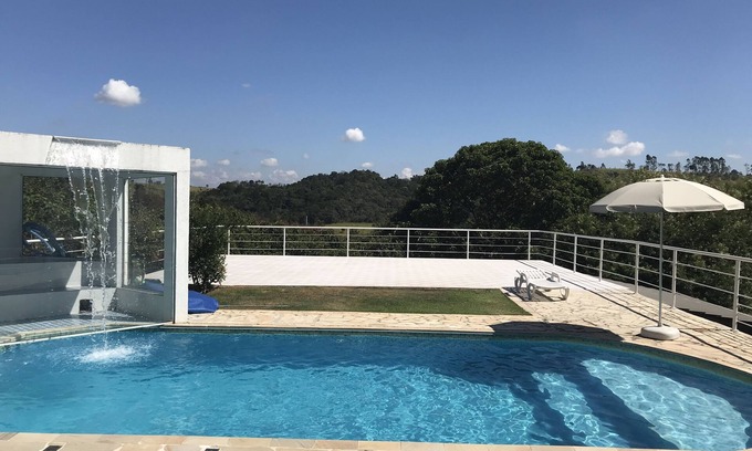 Jardim Flamboyant House | High standard house heated pool