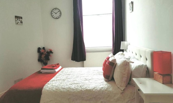 Islington Condo | Highbury 2-Bed Condo