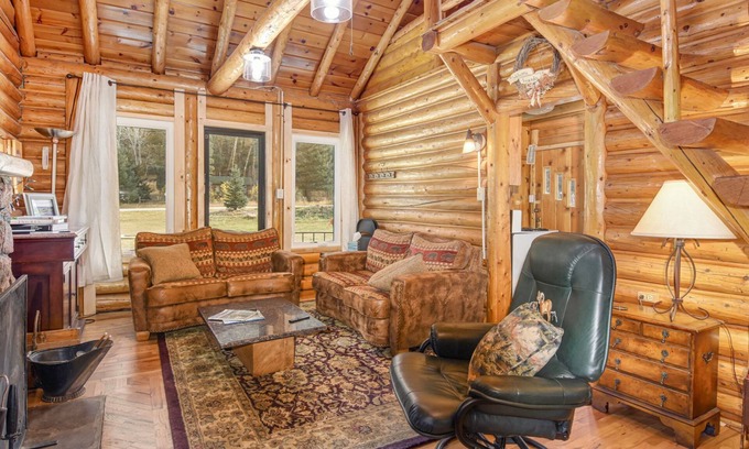 Lyons Cabin | Highland Glen Cabins-since 1961-Enjoy 300' of private river frontage