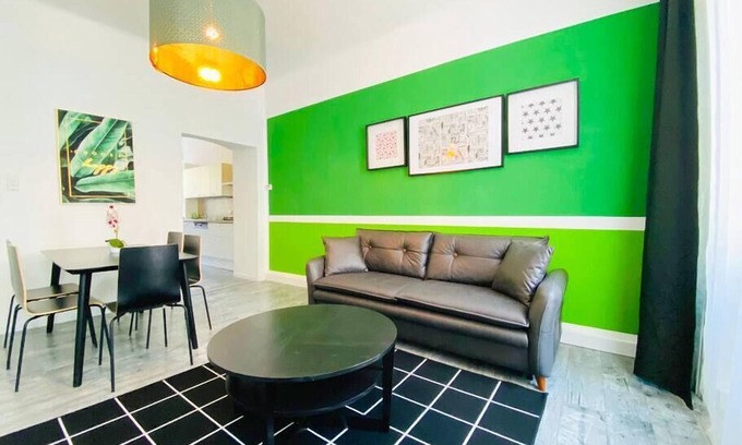 Kaisermuhlen Apartment | Highlight Suite Donaustadt