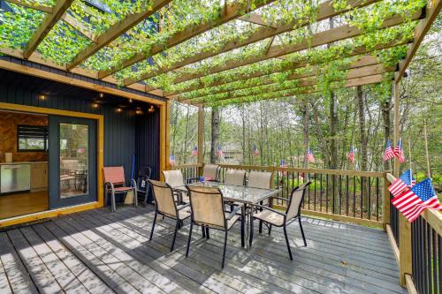 Tobyhanna House | Hike and Fish Peaceful Family Cabin in Tobyhanna!