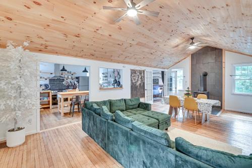 Summit House | Hike, Leaf Peep and Ski! Family Getaway in Summit