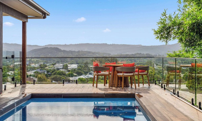 Woombye House | Hillside Hideaway - Hinterland Escape with Panoramic Views