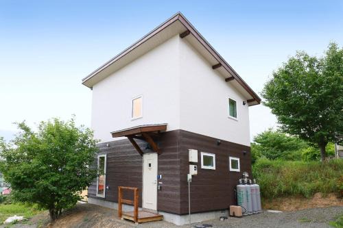 Nakafurano Villa | Hill House B NakaFurano Hokkaido JAPAN