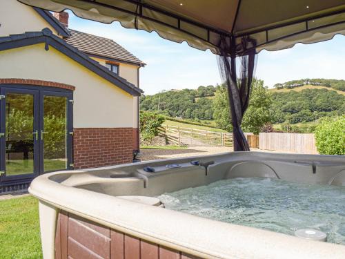 Tirabad House | Hill View Lodge