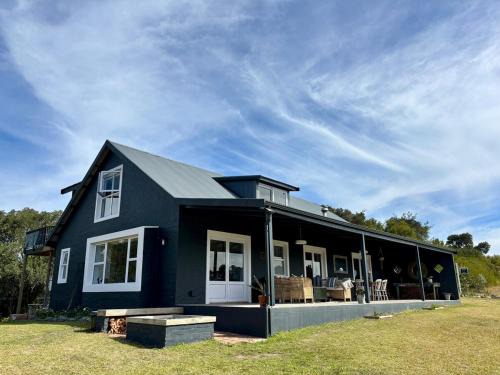 Keurboomstrand House | Hillandale House- a modern farmhouse near Plett