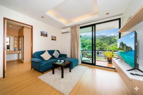 Kamala Apartment | Hillside 2BR Apartment with Pool & Gym 5 Min to Kamala Beach 48RK