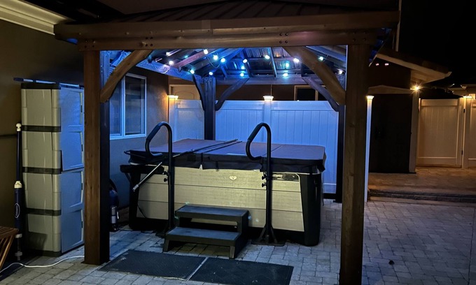 Arroyo Grande House | Hillside view Luxury