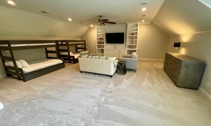 Thompson's Station House | Hilltop Estate with pool and sand volleyball court in charming Thompsons Station