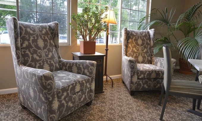 Billings Hotel | Hilltop Inn by Riversage