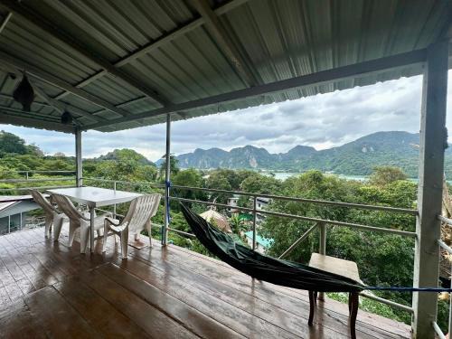 Ko Phi Phi House | Hilltop view - Phi Phi