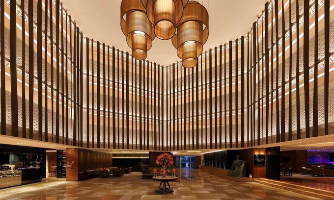 Embassy Golf Links Business Park Hotel | Hilton Bangalore Embassy GolfLinks