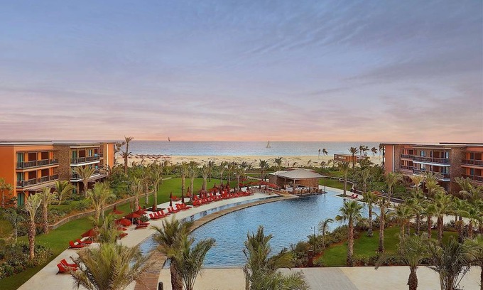 Santa Maria Hotel | Hilton Cabo Verde Sal Resort
