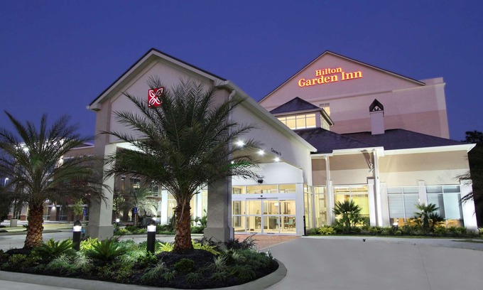 Covington Hotel | Hilton Garden Inn Covington/Mandeville