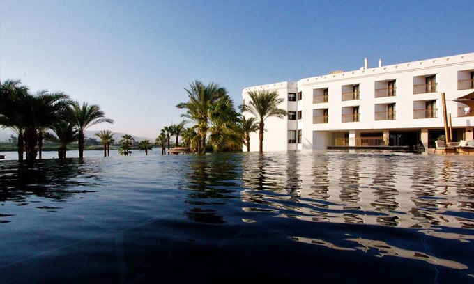 Luxor Hotel | Hilton Luxor Resort & Spa