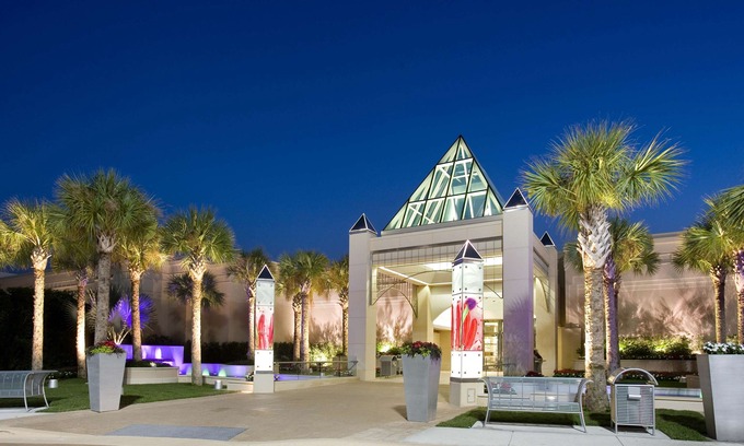 West Palm Beach Hotel | Hilton Palm Beach Airport