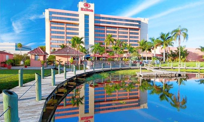 West Palm Beach Hotel | Hilton Palm Beach Airport