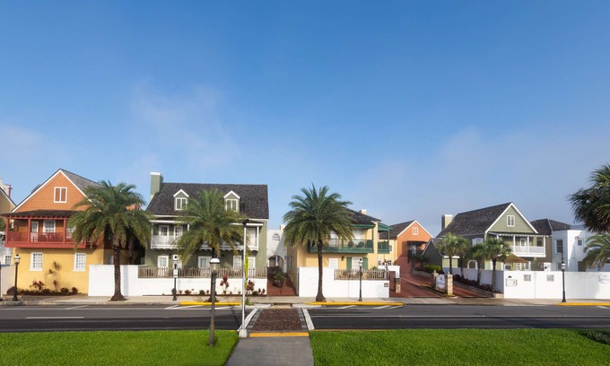 St. Augustine Historic District Hotel | Hilton Saint Augustine Historic Bayfront