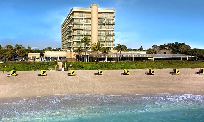 Singer Island Hotel | Hilton Singer Island Oceanfront/Palm Beaches Resort