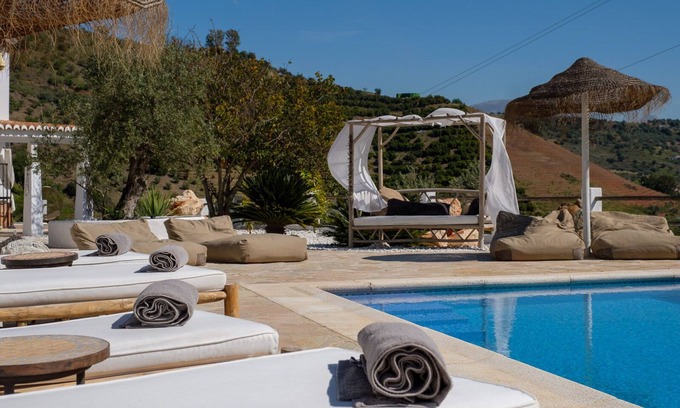 Comares Villa | Hip chic Villa Pepita Comares Andalucia