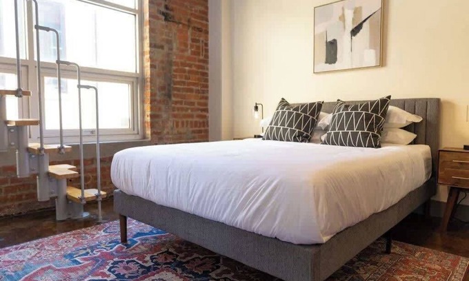 Roanoke Apartment | Historic brick charm 1BR downtown